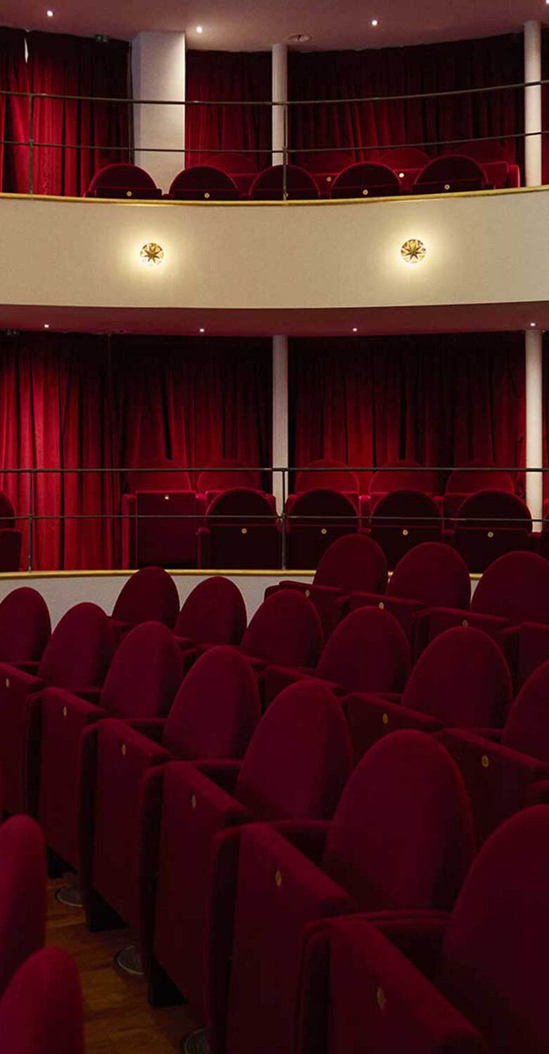 cometa theatre v1@mobile